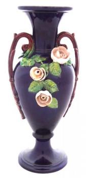 Blaue Vase mit geprägten Rosen - Bloch, Eichenwald